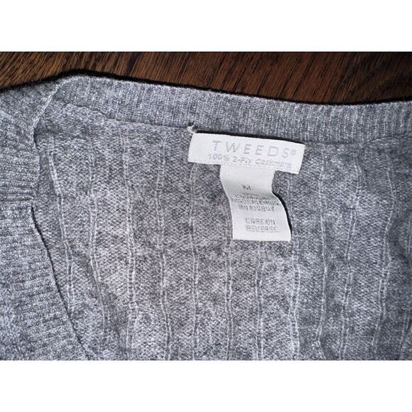 Tweeds Women's Gray V-Neck 2-Ply Cashmere Sweater Size M Long Sleeve Pullover - Picture 4 of 5